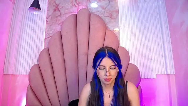 XXX chat uživo modela Kyomi_Hunt