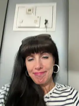 LadyLuxLover Chat XXX in diretta