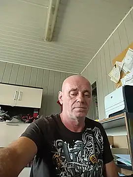 XXX chat uživo modela wilkalfa