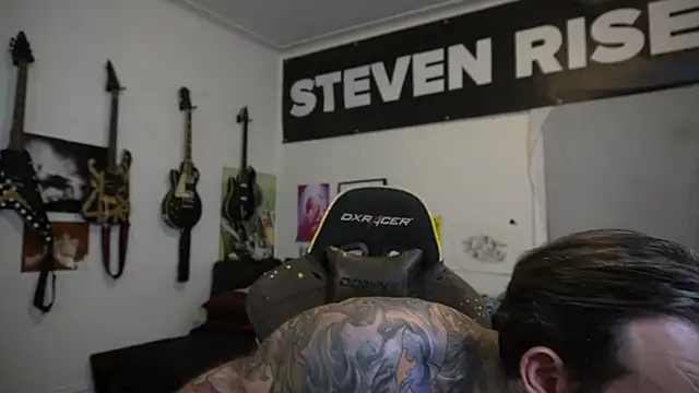 StevenRiseNYC 即時 XXX 聊天