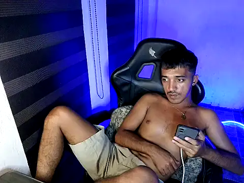 XXX chat uživo modela Spicy_RowyCam