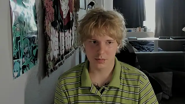 XXX chat uživo modela Benjamin_Bo
