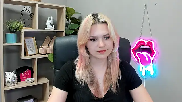 SweetLilyxo – Naživo XXX chat