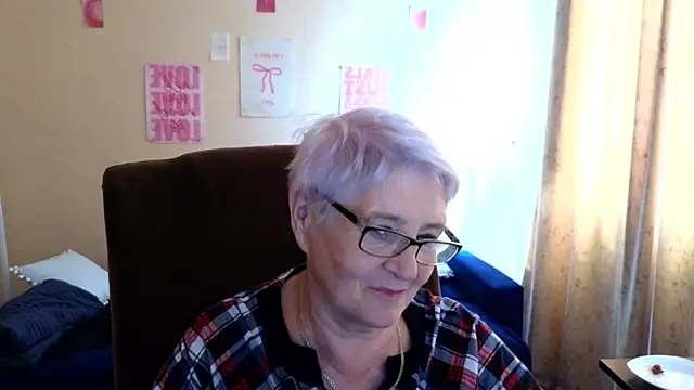 Sandra_Snowflake Chat XXX in diretta