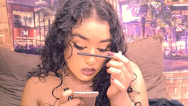 IndianAngel4u Adlı Modelin Canlı XXX Sohbeti