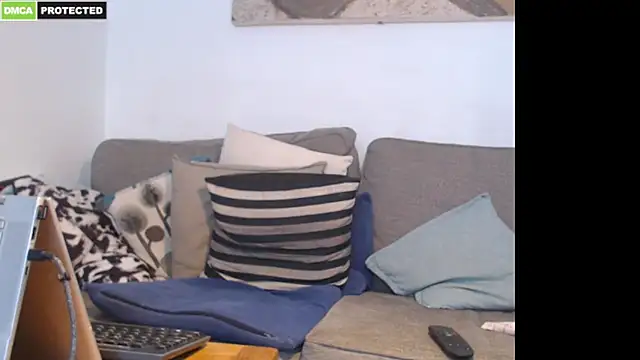XXX chat uživo modela bluedae1