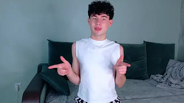 Chatroom XXX en direct de moon_Gloww