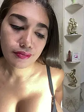 Chat XXX en directo de SexyFatHugeCock