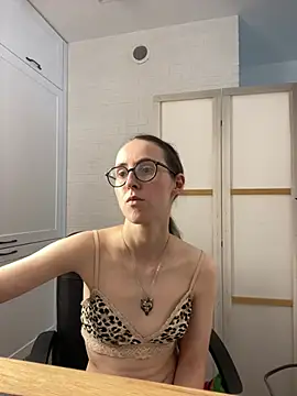 Živý XXX chat MartiniiSelenna