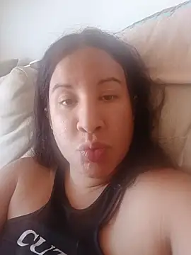 Czat XXX na żywo – Xiomara_fiery