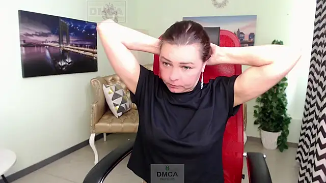 XXX chat uživo modela Lily_flower7