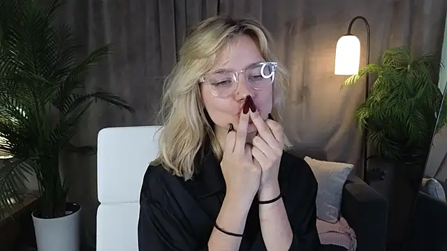 NoraMoreau 라이브 XXX 채팅