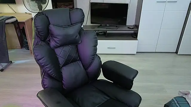 pvlpstvy Chat XXX live
