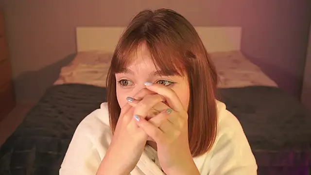 XXX chat uživo modela Leyla_crsh