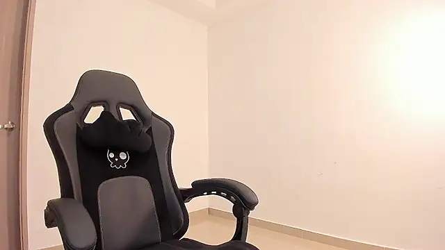 skinnyy__16 Chat XXX live