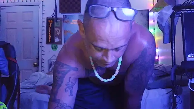 Buffshagswell Live XXX-Chat