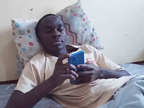 StudentTenInch live XXX chat