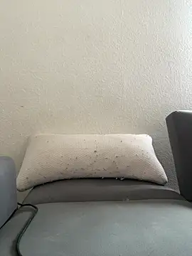 Milana_UK's Live XXX Chat