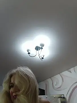 AvrilMillers Live XXX-Chat