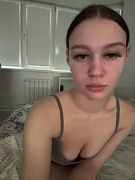 XXX chat uživo modela CarmenHill