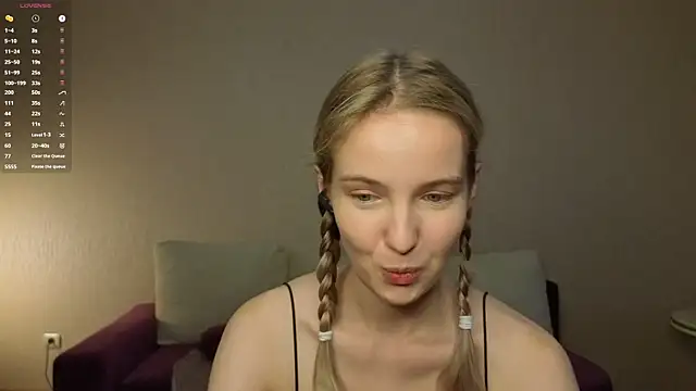 Chat +18 de HongTomczak ao vivo