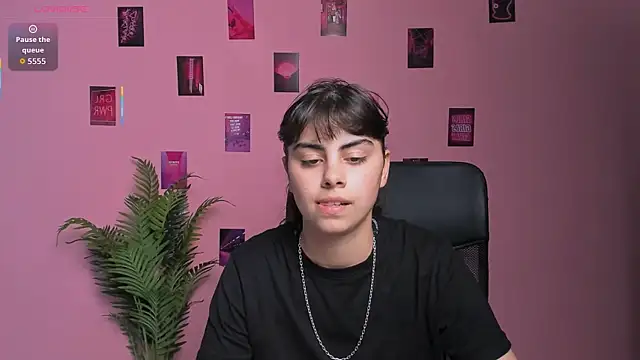 shadow_kiss_n Live XXX chat