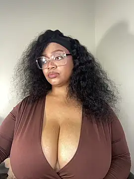 Chat XXX ao vivo de CARAMELGODDESSX23