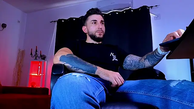 MightyAaron66 Obrolan Langsung XXX
