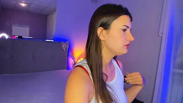 Czat XXX na żywo – Laura_Leee