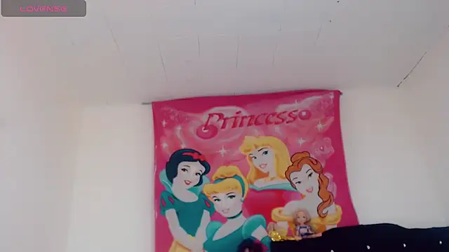 دردشة Oriana_braom الجنسية المباشرة