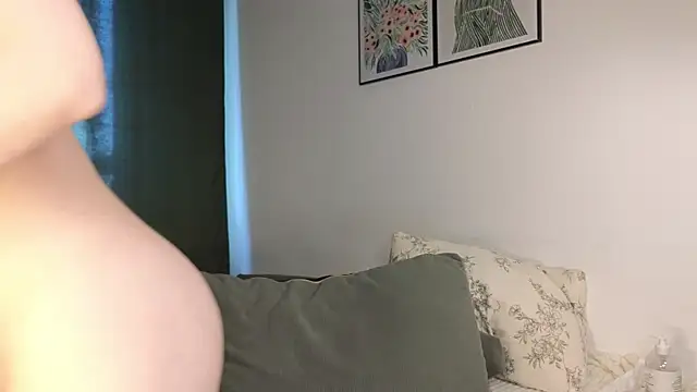 Sakura_Moore 即時 XXX 聊天