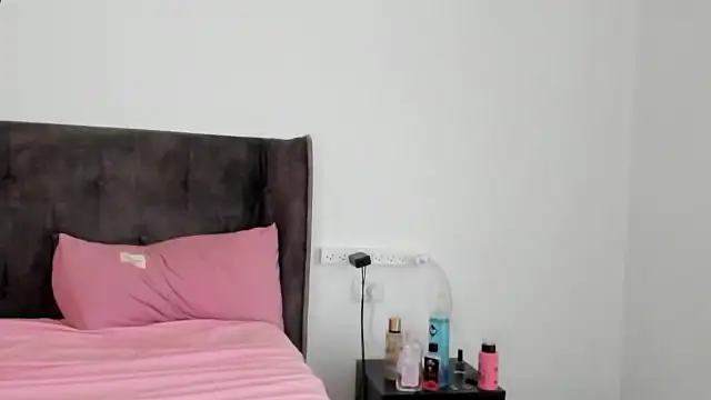 YasminQueen001 Chat XXX live