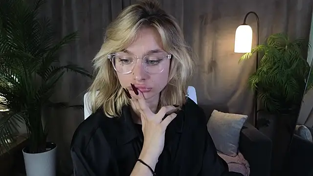 NoraMoreau – Live XXX-chat