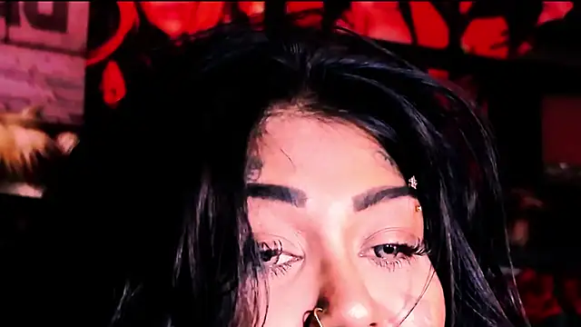 Czat XXX na żywo – indian_dreamgirl