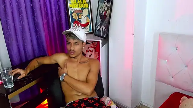 Angel_foxc13's Live XXX Chat