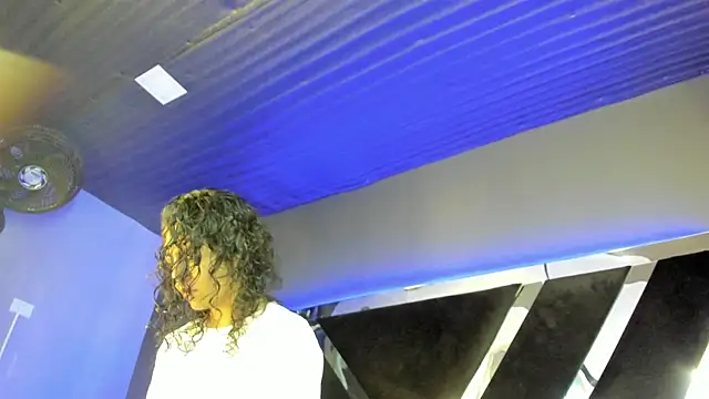 Amareto_ Chat XXX in diretta