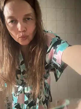 Suzanele's Live XXX Chat
