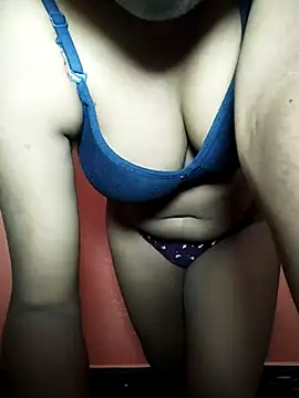 Horny_Natasa_のライブXXXチャット