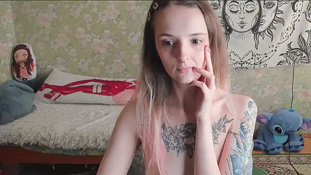 צ'אט XXX בשידור חי של Cutie_Adelia