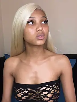 PEACHWAV3 live XXX chat