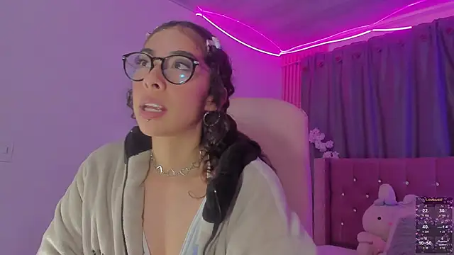 Sarah_Moon1's Live XXX Chat