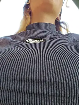 دردشة Pretty_roxxyy الجنسية المباشرة