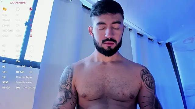 MarkWalker__ Adlı Modelin Canlı XXX Sohbeti