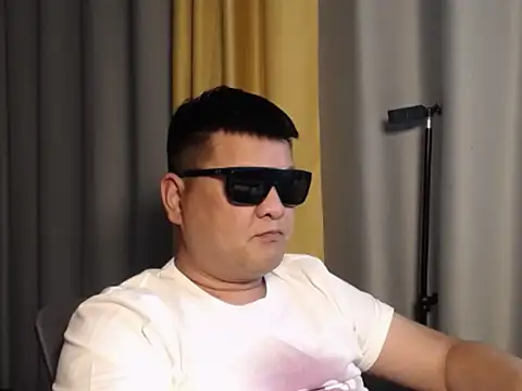 zhang1118 Live XXX Chat