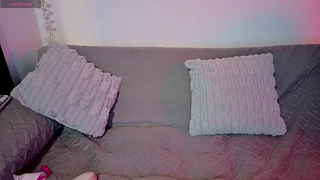 violettaarojass 现场XXX聊天
