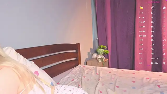 DeniseMekus live XXX chat