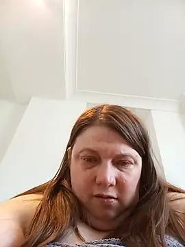 HotHornyEmmaX's Live XXX Chat