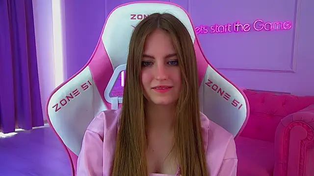 SofiaSarvains Adlı Modelin Canlı XXX Sohbeti