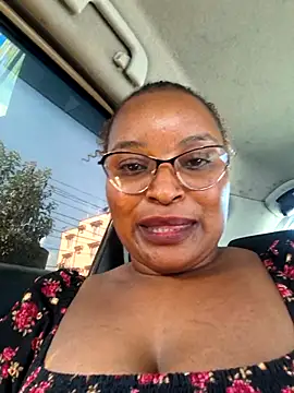 Goddess_of_Hearts' Live XXX Chat