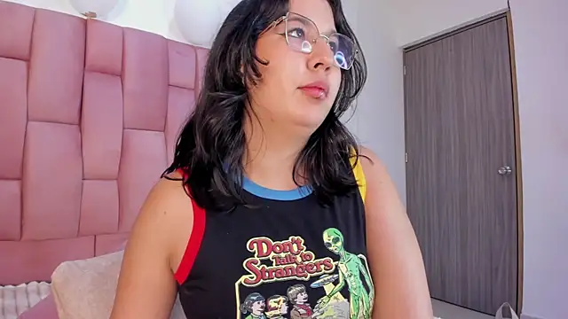 Lia_sarahi – Naživo XXX chat